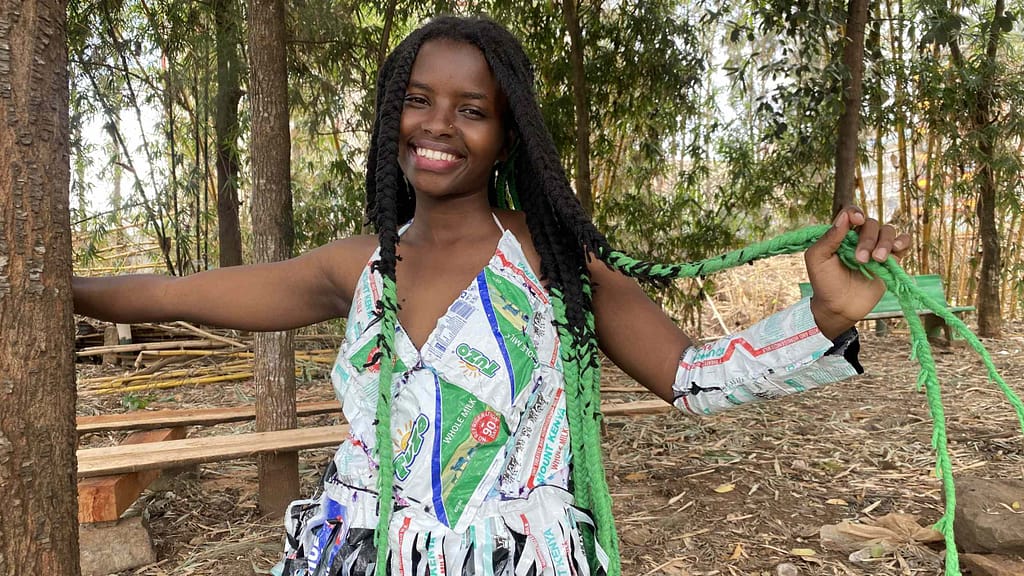 Kenyan Girl to Hug Amazon Tree for 72 Hours Ahead of COP30 in Brazil